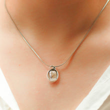 Load image into Gallery viewer, 18" Divine Mercy & Madonna Necklace
